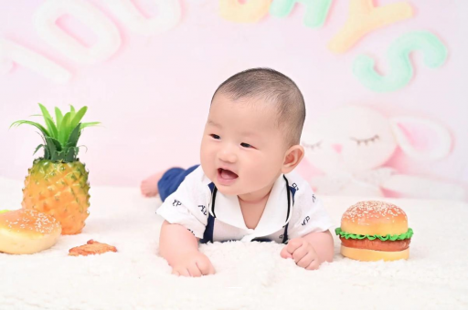 衢州宝宝在妈妈肚子里